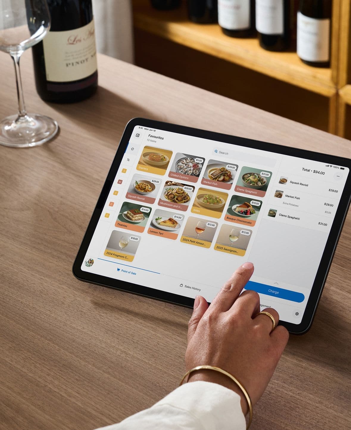 Zeller POS in wine bar