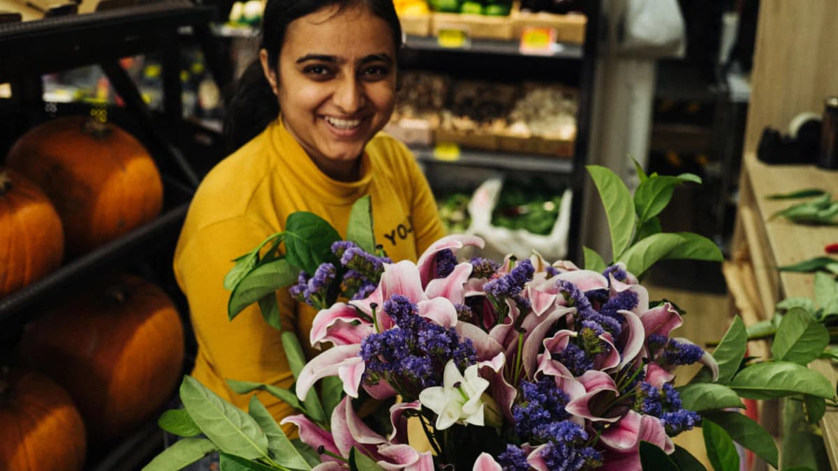 JF-2311-1082662-Johnnies-Fruit-Shop