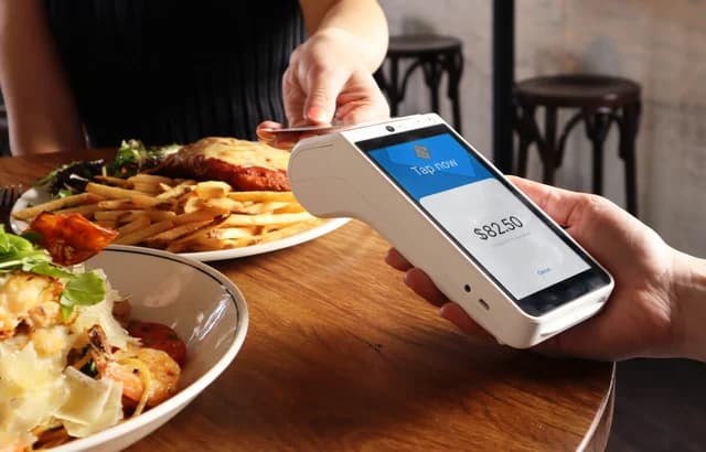 zeller-ascot-vale-hotel