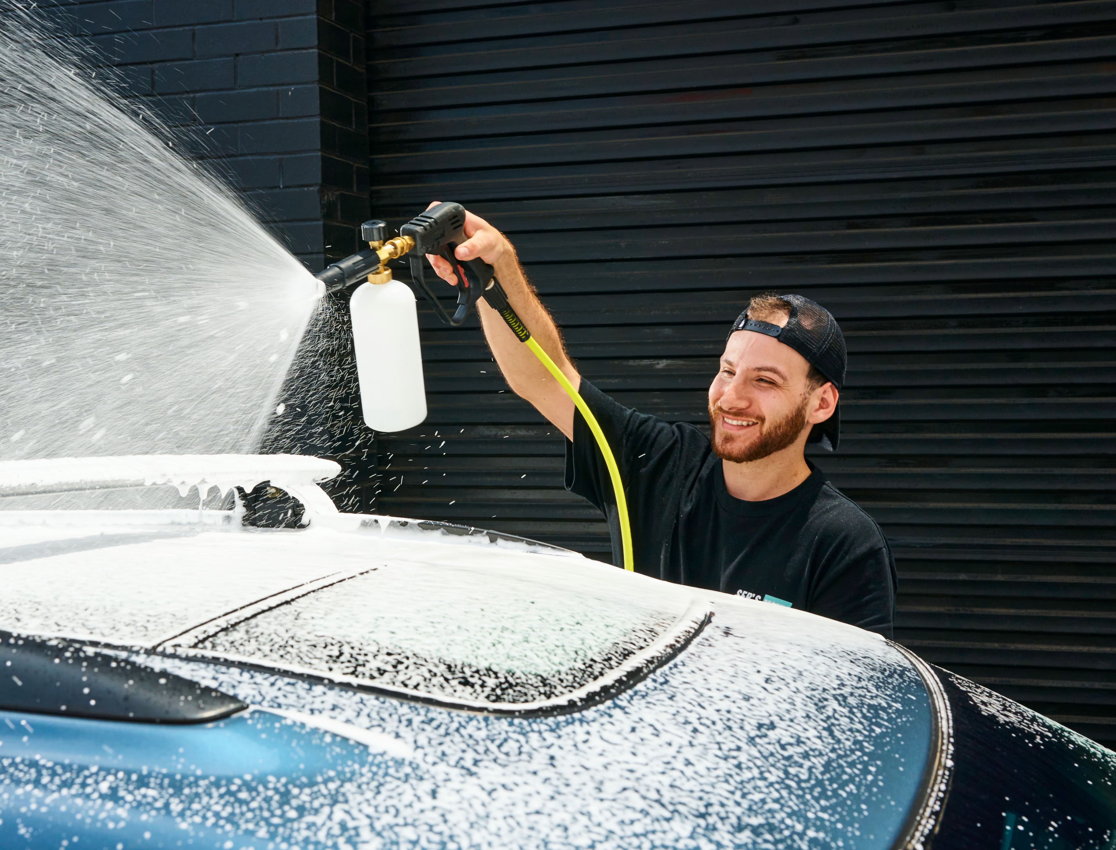 Zeller - Seb's Car Wash. Online invoices for contractors.