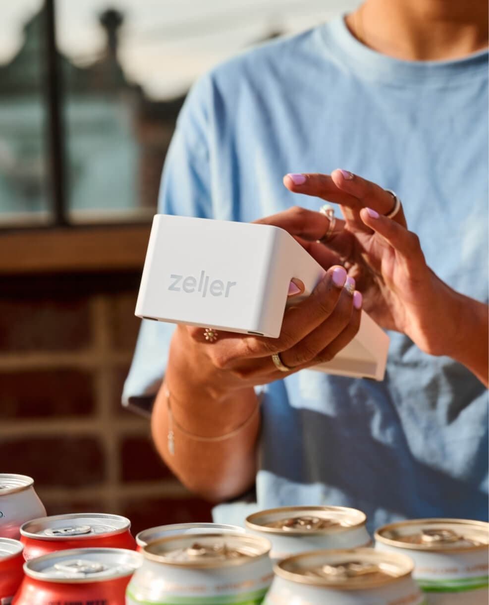 Zeller - Terminal 2 in White, bar