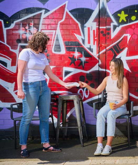 Customer Reviews: How to Respond to Positive and Negative Feedback